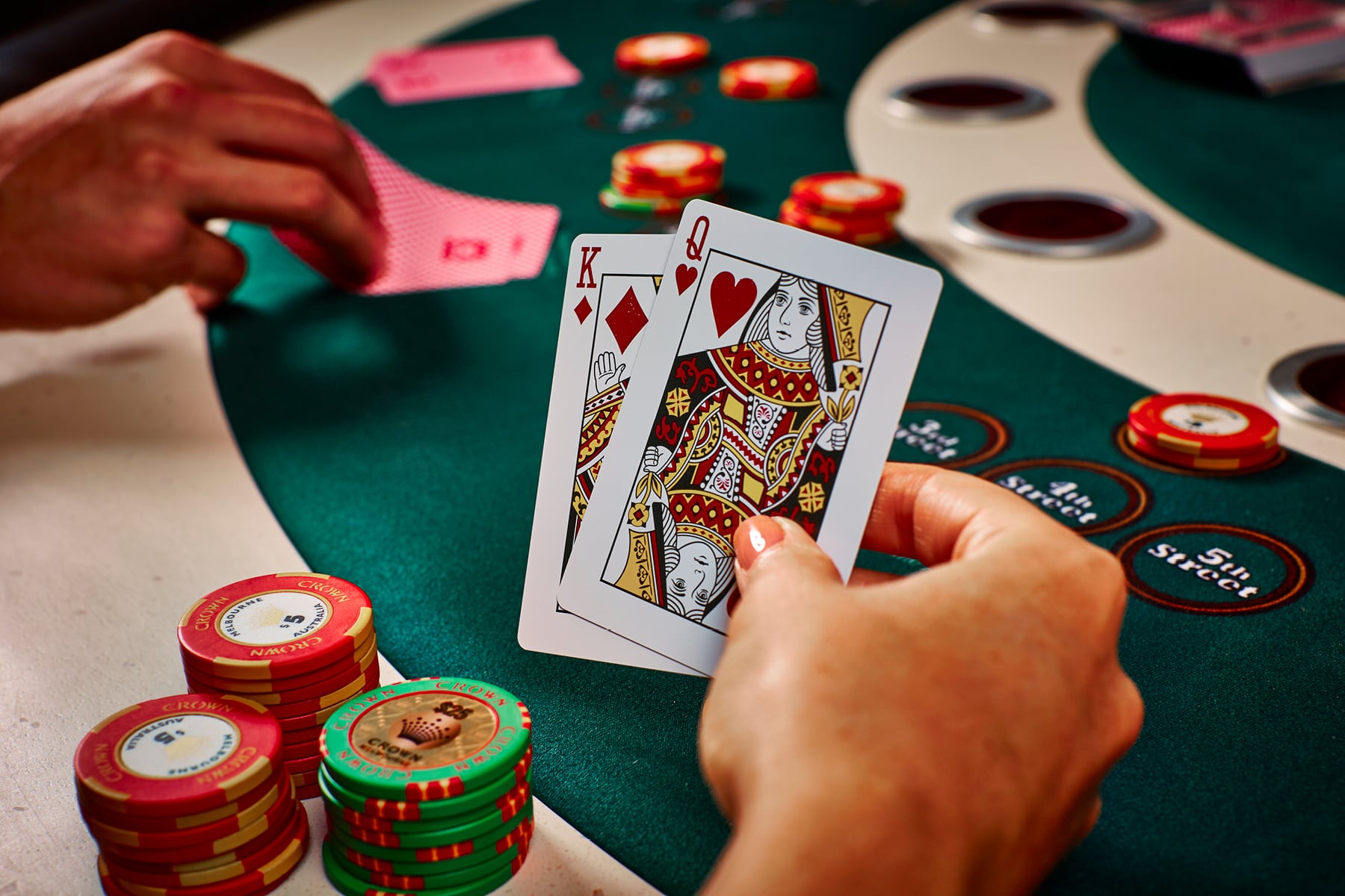 Tips Bermain Blackjack dengan Modal Kecil: Strategi Cerdas untuk Maksimalkan Kesempatan Menang